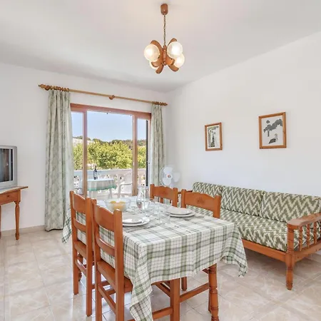 Apartment La Cabanya 2b